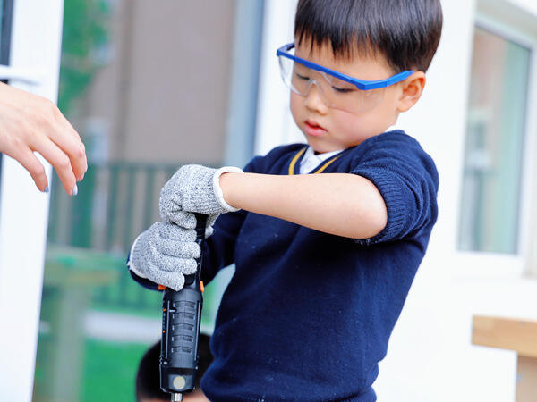 木工体验,南通民办惠立幼儿园